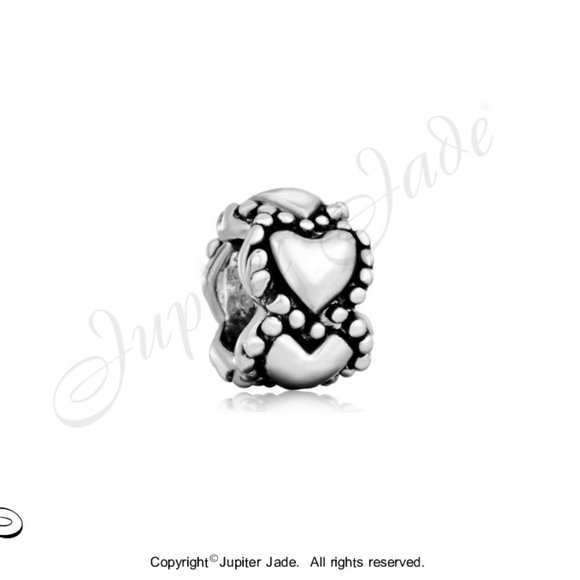 FREE S/H Pugster Silver Plated Ring of Hearts Bracelet Charm - Fits Pandora - Picture 1 of 3